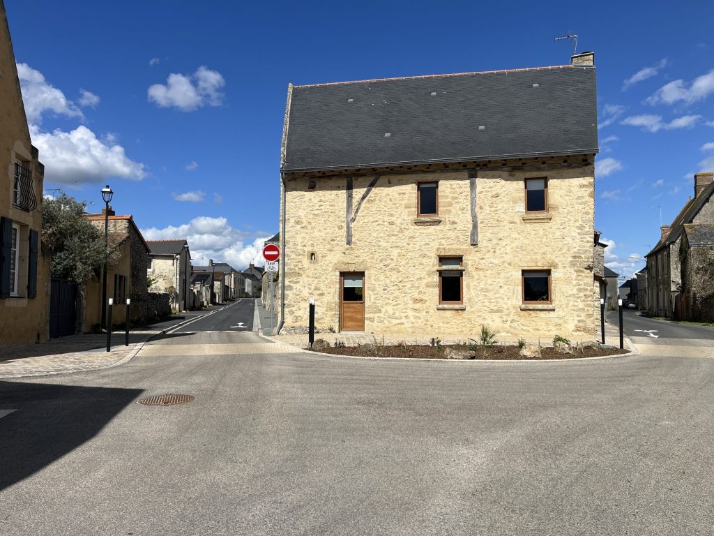 Faveraye-Mâchelles – Rue Artemieff